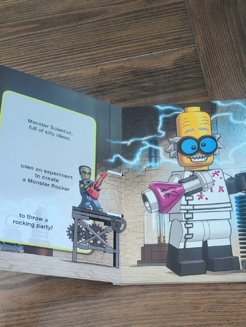 ⭐3/$12⭐ LEGO Minifigures Mix & Match Board Book - Picture 3 of 5